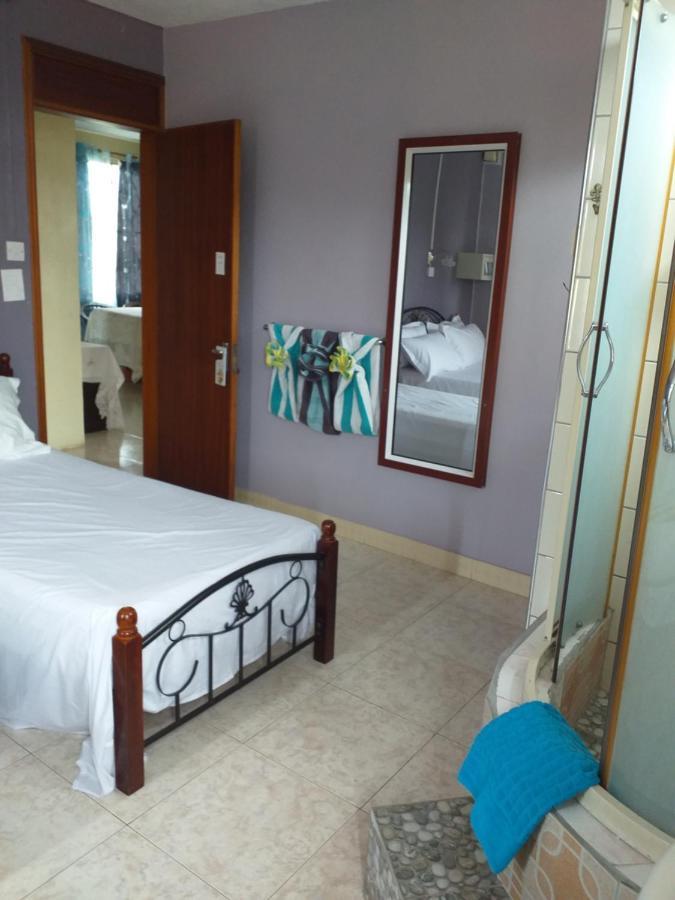 Tyvabro Guesthouse Mahébourg エクステリア 写真