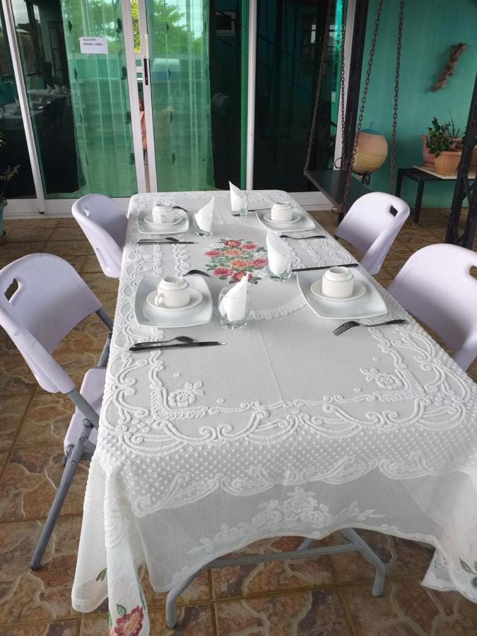 Tyvabro Guesthouse Mahébourg エクステリア 写真
